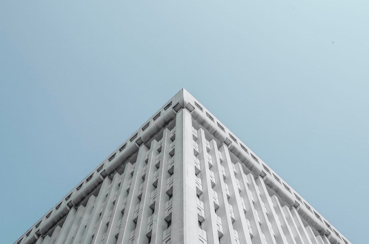 英雄联盟直播-官方：吉达联合签下安德莱赫特后卫西米奇，双方签约4年